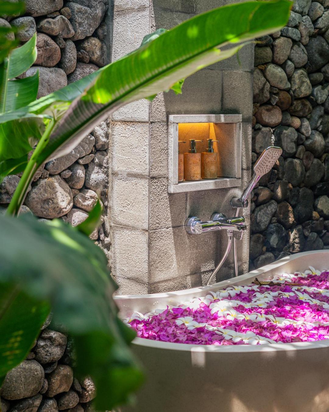 Sumberkima Resort ペムテラン エクステリア 写真